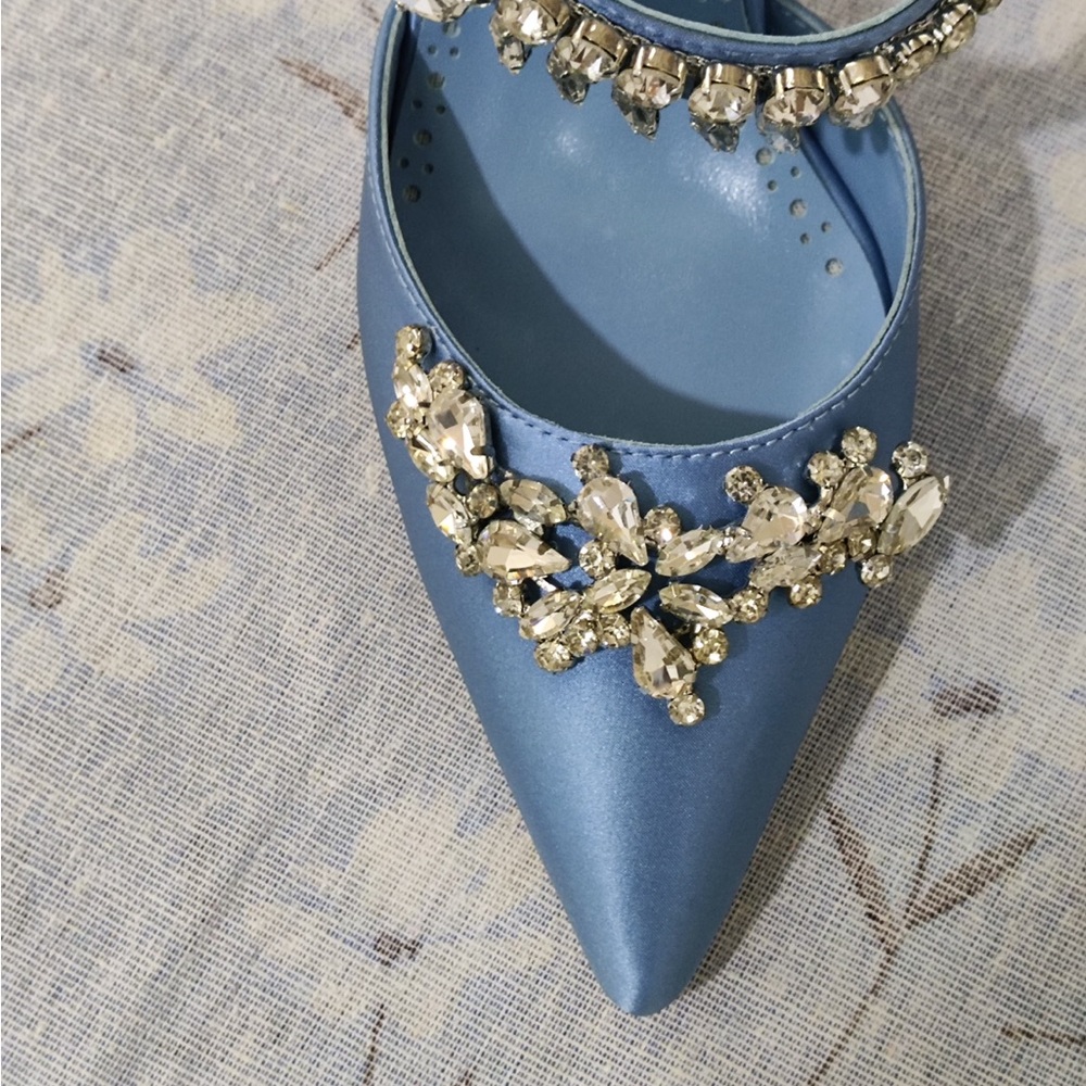 Manolo Blahnik Sky Blue Satin Crystal-Embellished Mule - Picture 7 of 14